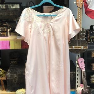 Vintage Natori Nightgown Pink with Flowers! Size S